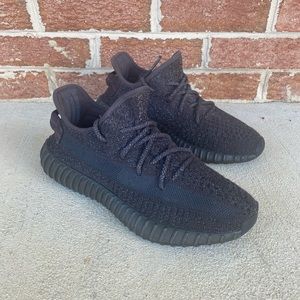 adidas Yeezy Boost 350 V2 static black  (reflective)